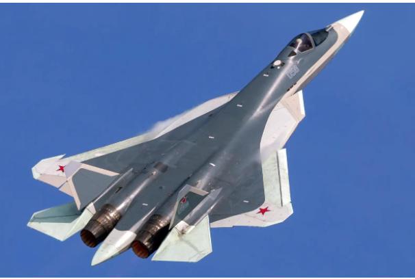 歼20有没有必要买苏57,中国歼20反制轰炸机