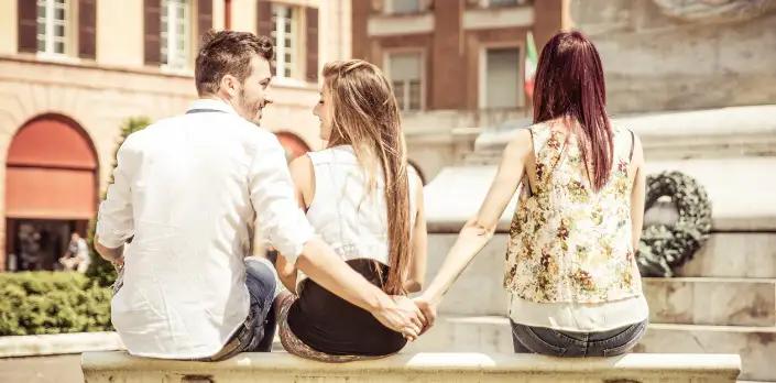 弃貌美娇妻,娶做饭女工,创业先锋颠覆三观的做法真的看不懂