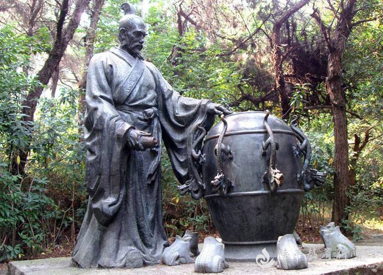 汉代杰出的科学家张衡,地动仪是东汉张衡创造的传世杰作