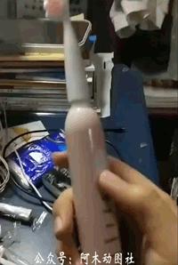 搞笑gif妹子的内心是崩溃的,搞笑gif妹子原来是个逗比