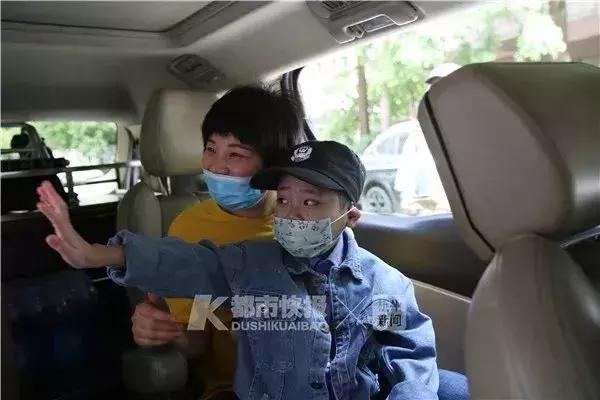 我们等你长大当警察！8岁白血病男孩小嘉恒圆梦了！