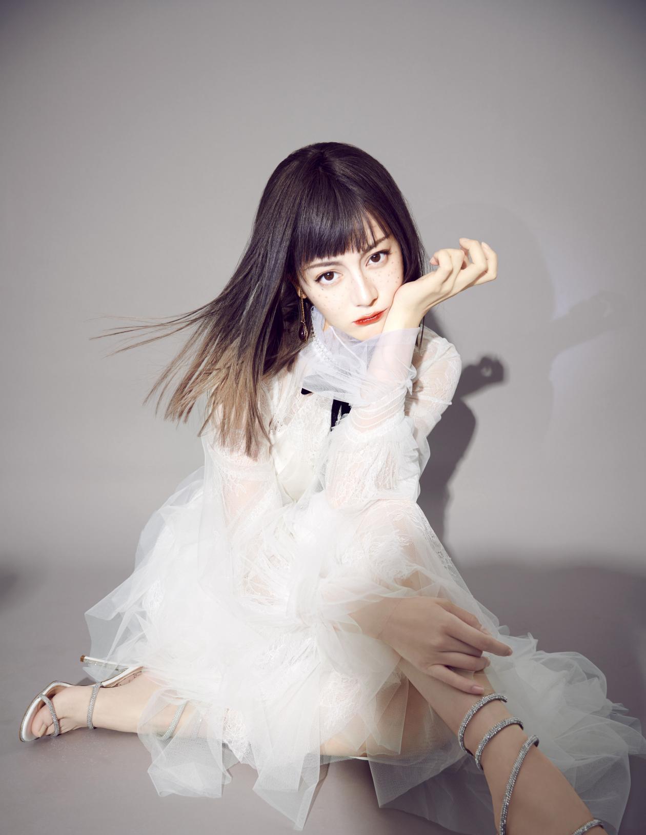 脸上有雀斑怎么化妆才能遮住,hourglass遮瑕雀斑色号怎么选