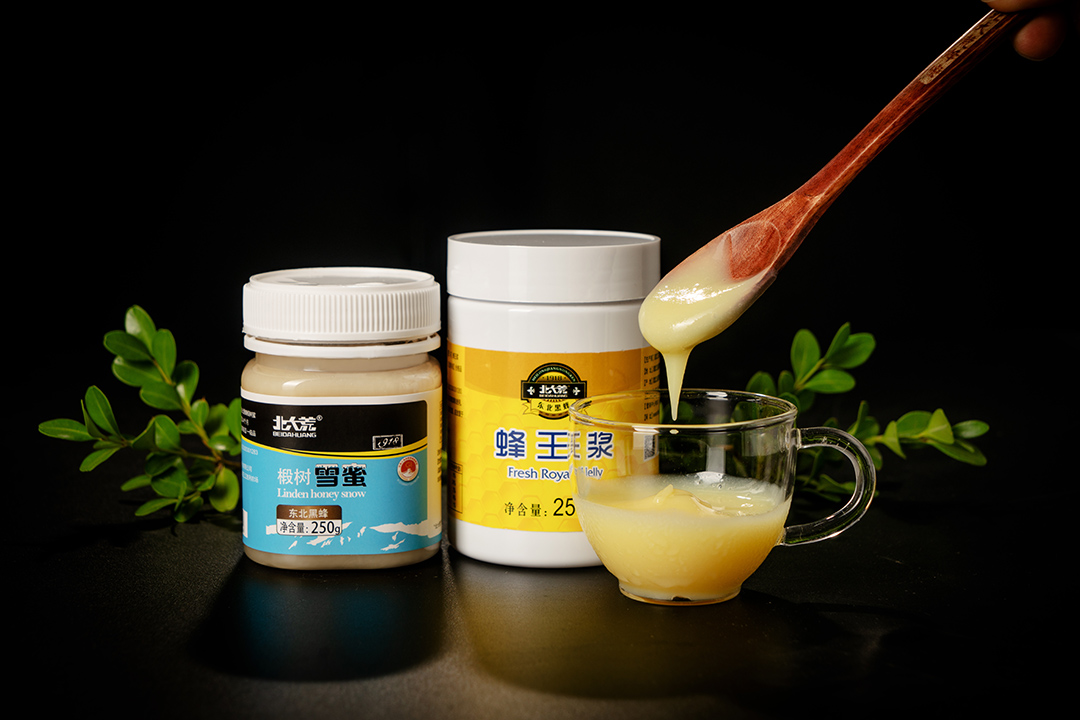 吃蜂王浆一年面部变饱满,蜂王浆抗衰老吗怎么吃才有效