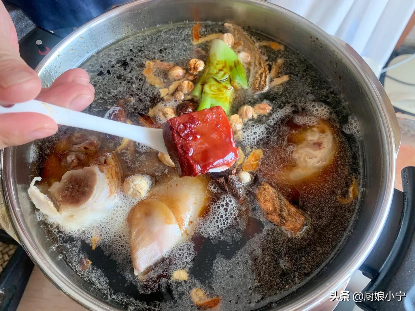 牛羊怎么炖肉软烂不柴,炖大骨猪肉方法