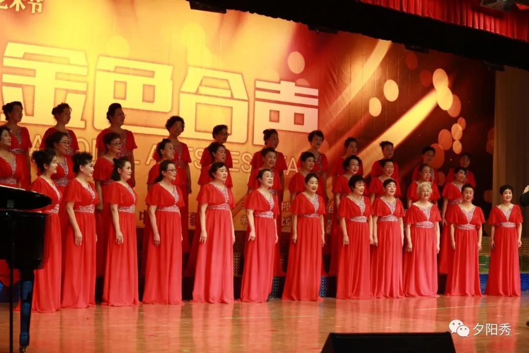 怎么解决唱歌喉咙痛跑调气息不足,唱歌喉咙痛怎么治疗最快方法