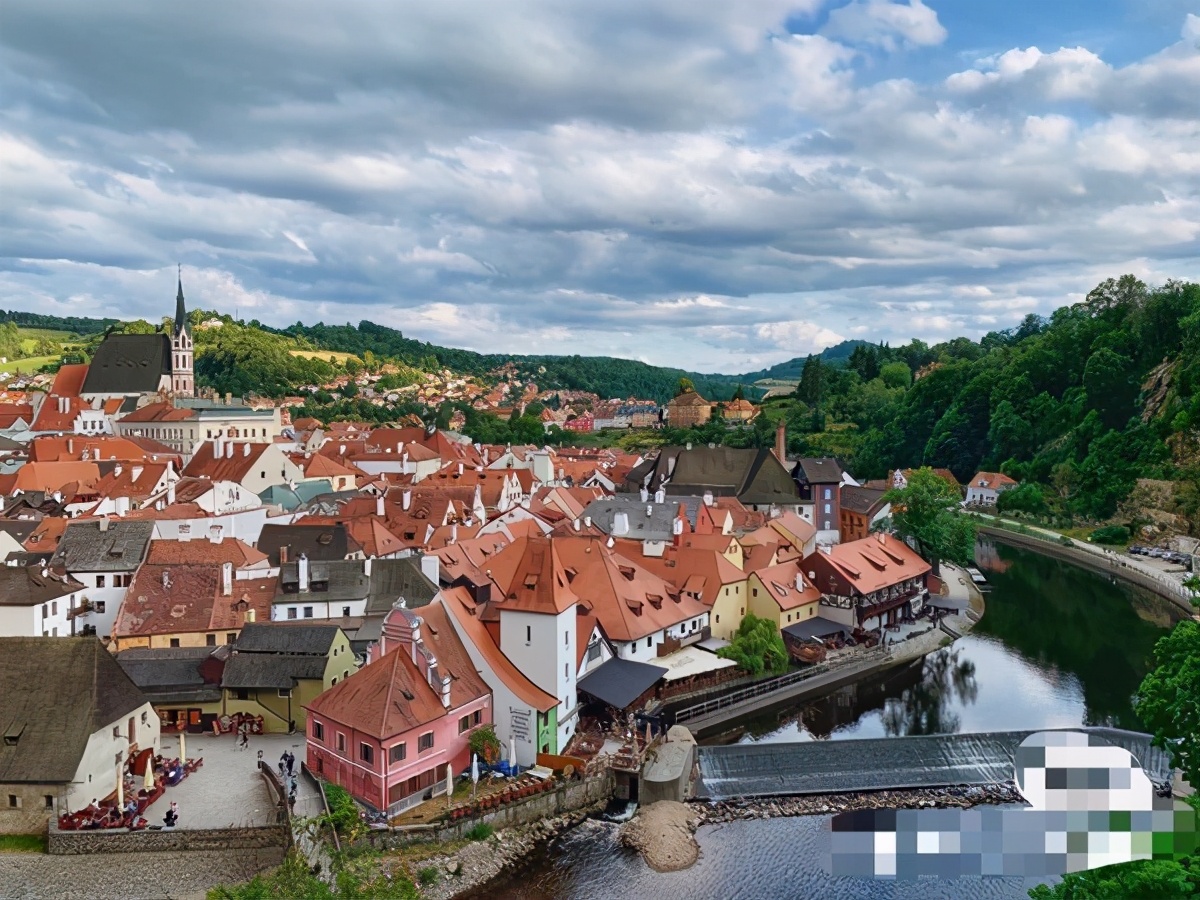 克鲁姆洛夫美丽的小镇,欧洲童话小镇克鲁姆洛夫