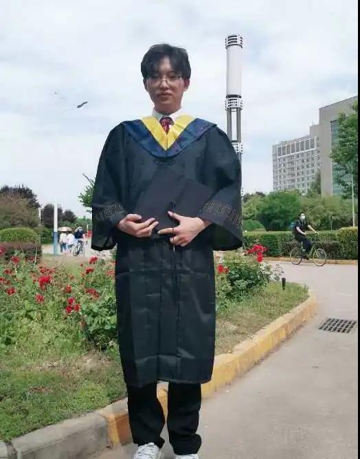 陕西高颜值的大学生,清华学霸颜值惊呆网友