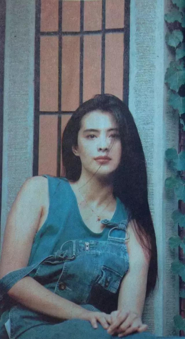 港风必备单品,流行的港风穿搭