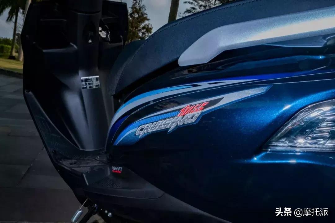 五羊本田踏板御鲨125和喜鲨一样吗,五羊本田摩托车御鲨黑色125图片