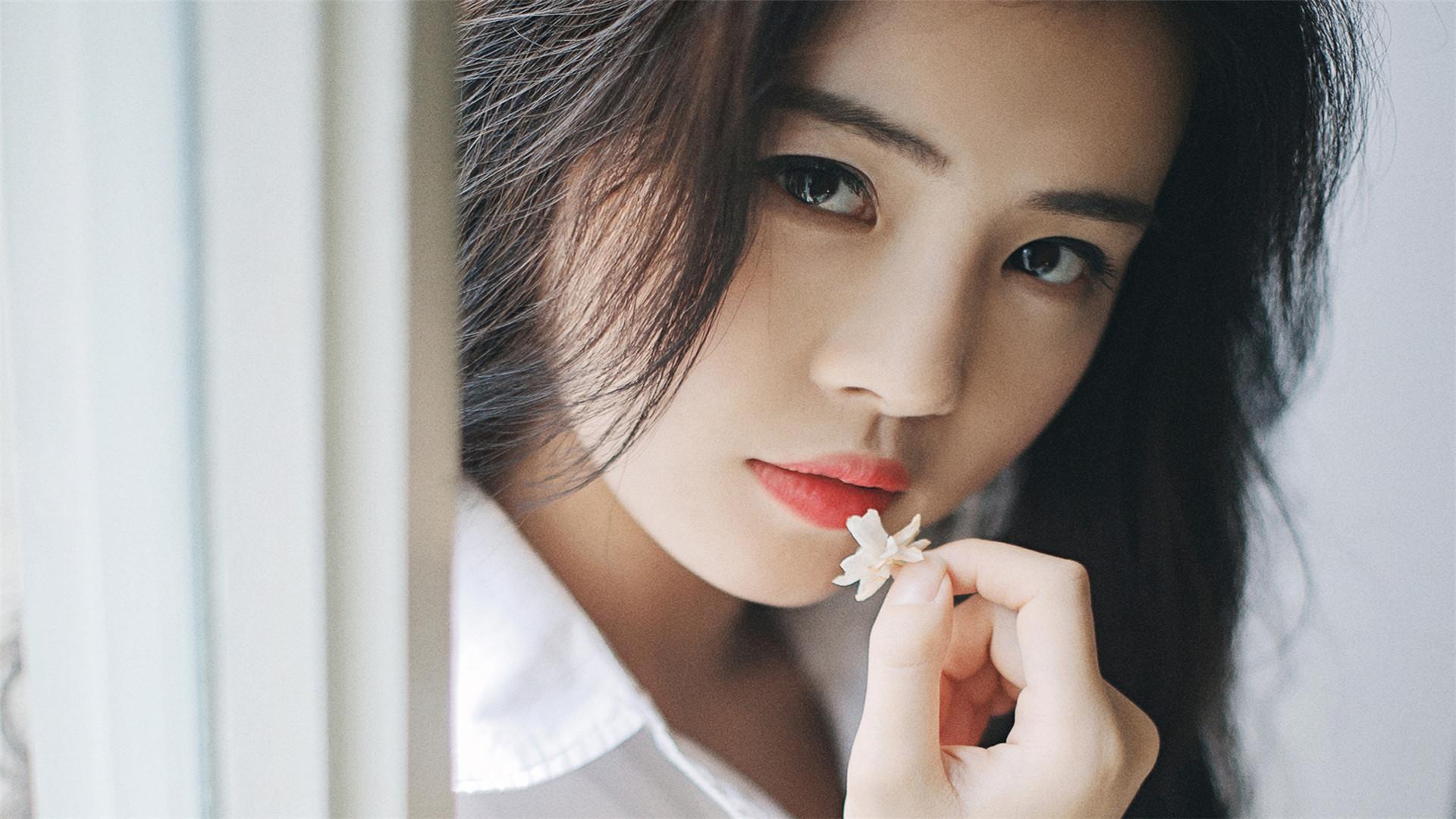 30岁用什么淡化细纹眼霜比较好,适合30多岁去细纹的眼霜