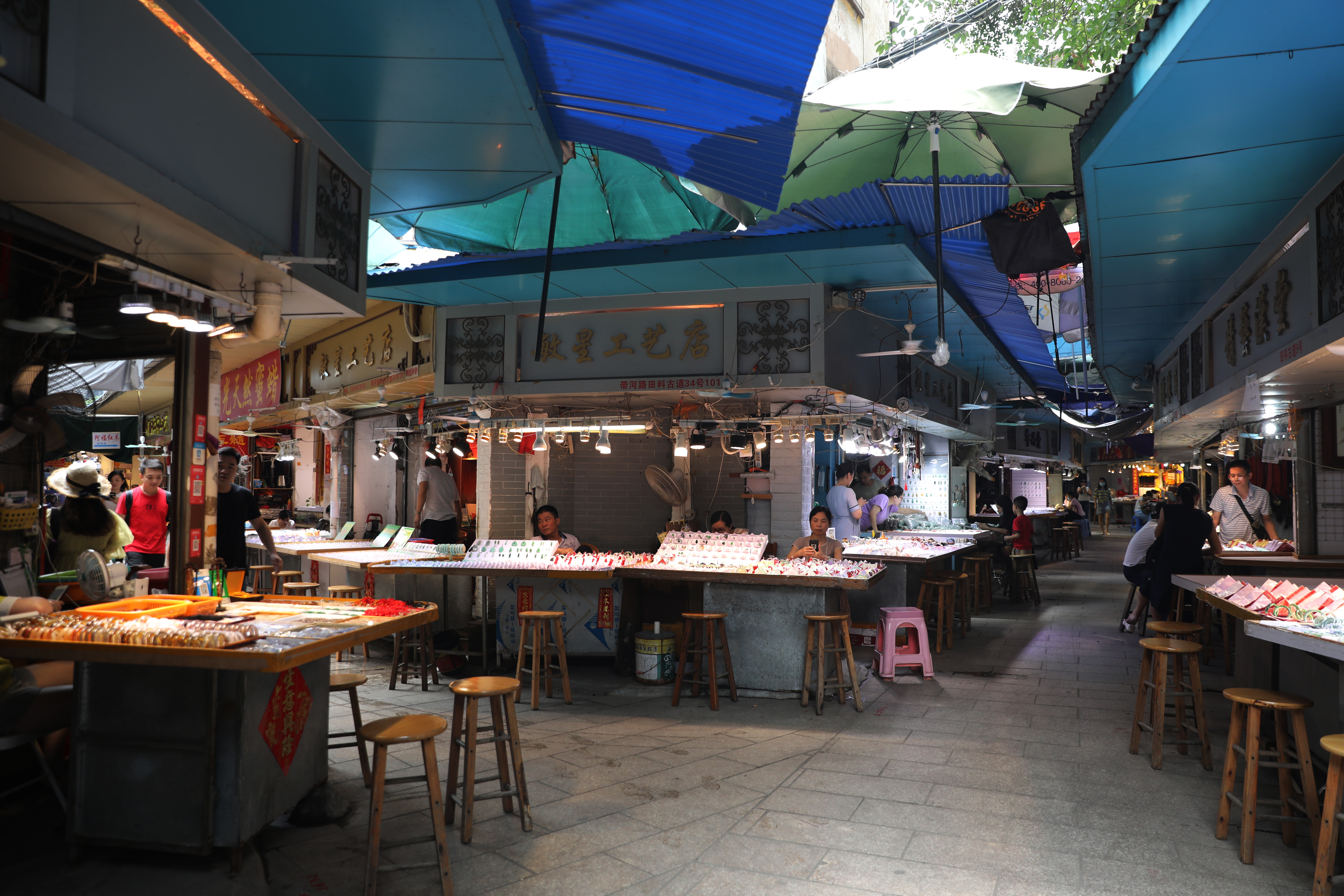 广州玉器街附近,广州玉器市场里面的玉多少钱