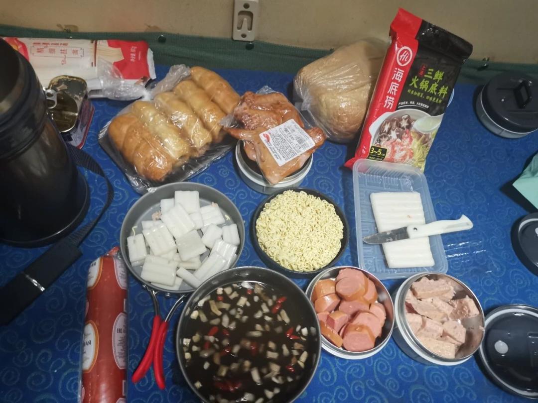 中华第一车:全程6天5夜,单程超6000元仍一票难求