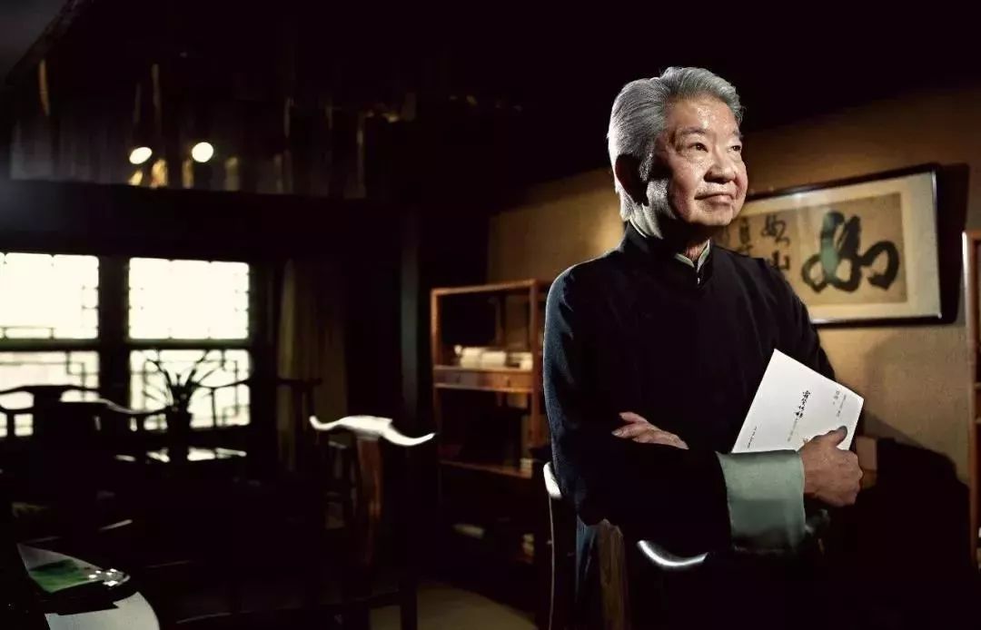 1989年香港最火节目主持:谈过47个女朋友,金庸眼中最潇洒的人