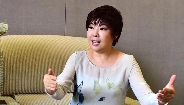 于丹是不是真像有一些人评论的那样，她没有什么水平？