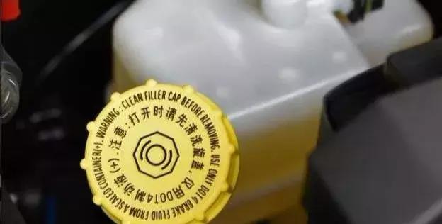 刹车变软注意事项,刹车突然很硬的应急处理