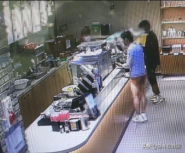 韩国再现“丁字裤男”，丁字裤上街算犯罪吗？