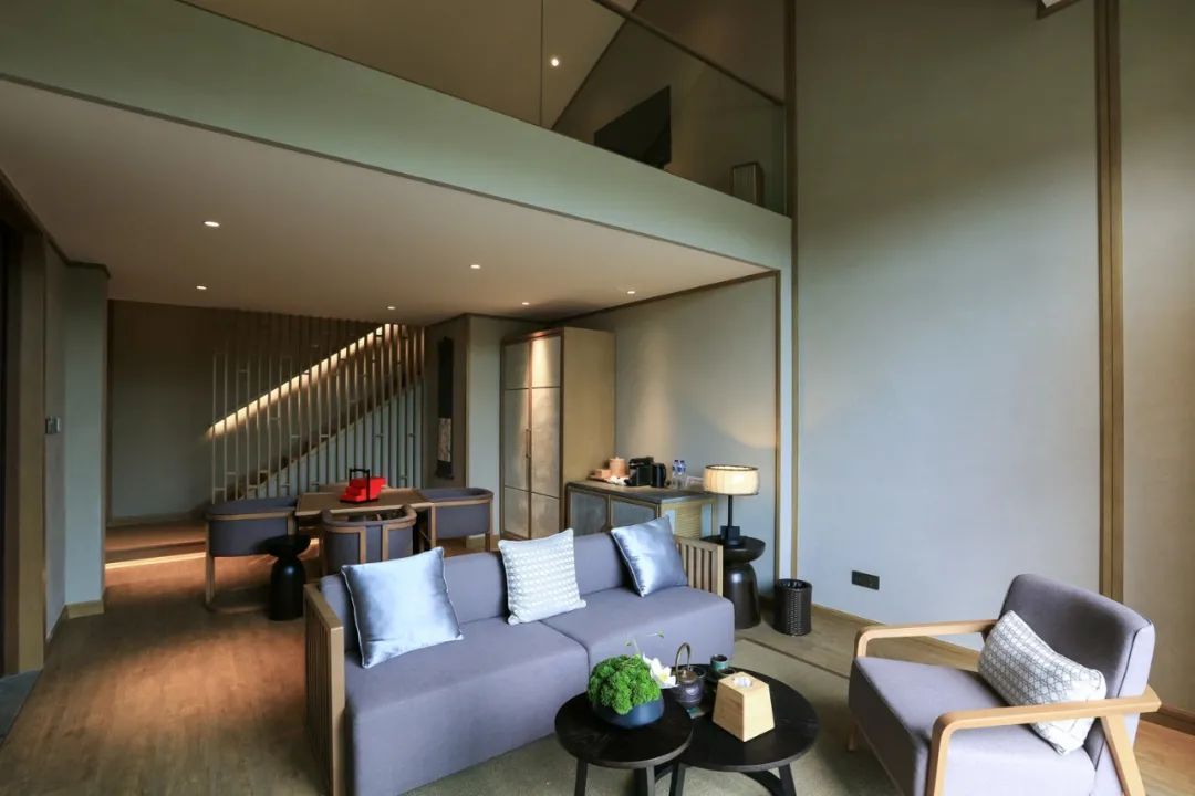 住进风景里温泉酒店,住进风景里旅游度假温泉酒店