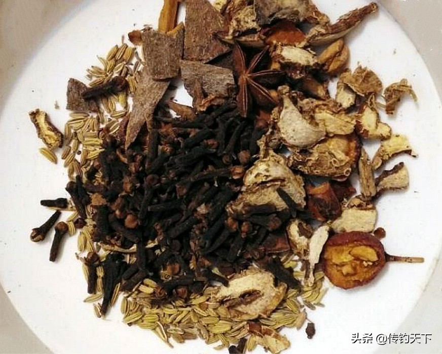 自制饵料须要注意什么细节,自制饵料基础方法有哪些