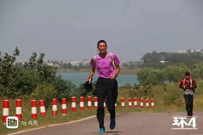 69岁确诊癌症晚期跑马拉松,6年跑了马拉松抗癌老人