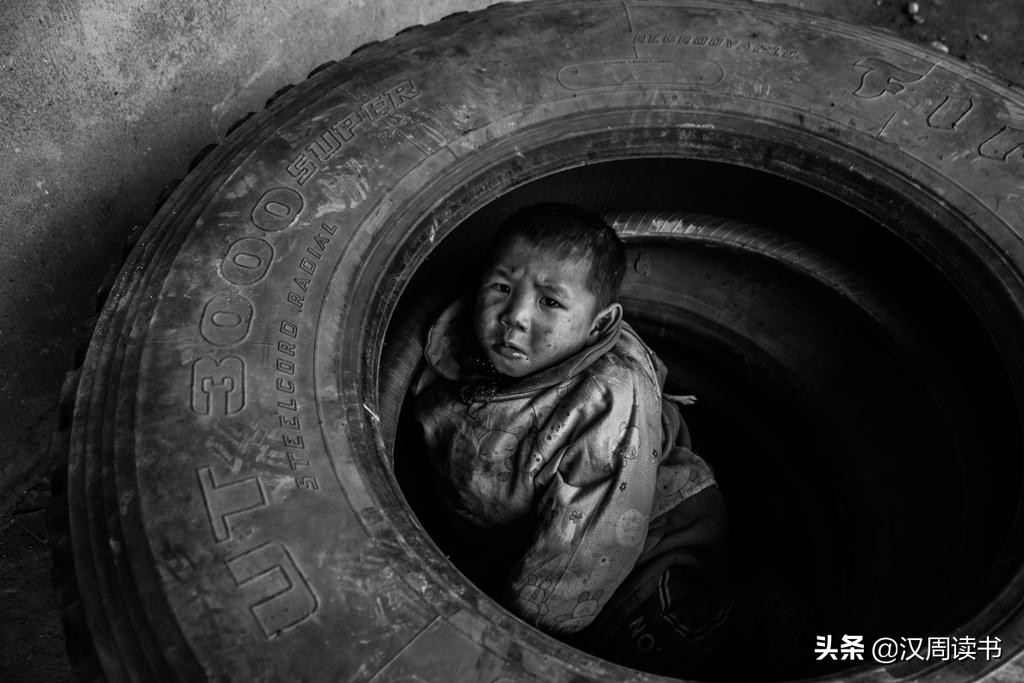 隔壁留守儿童当上小混混后