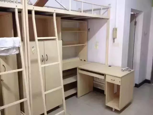 很多大学都没空调,全国没有空调的大学