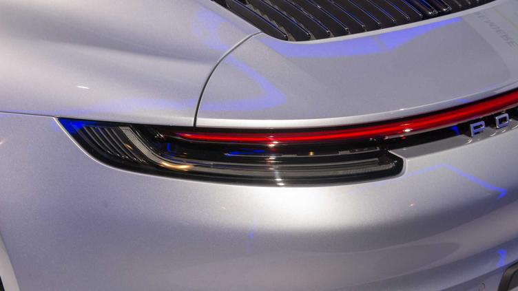 保时捷跑车最新款992,全新一代保时捷911谍照992