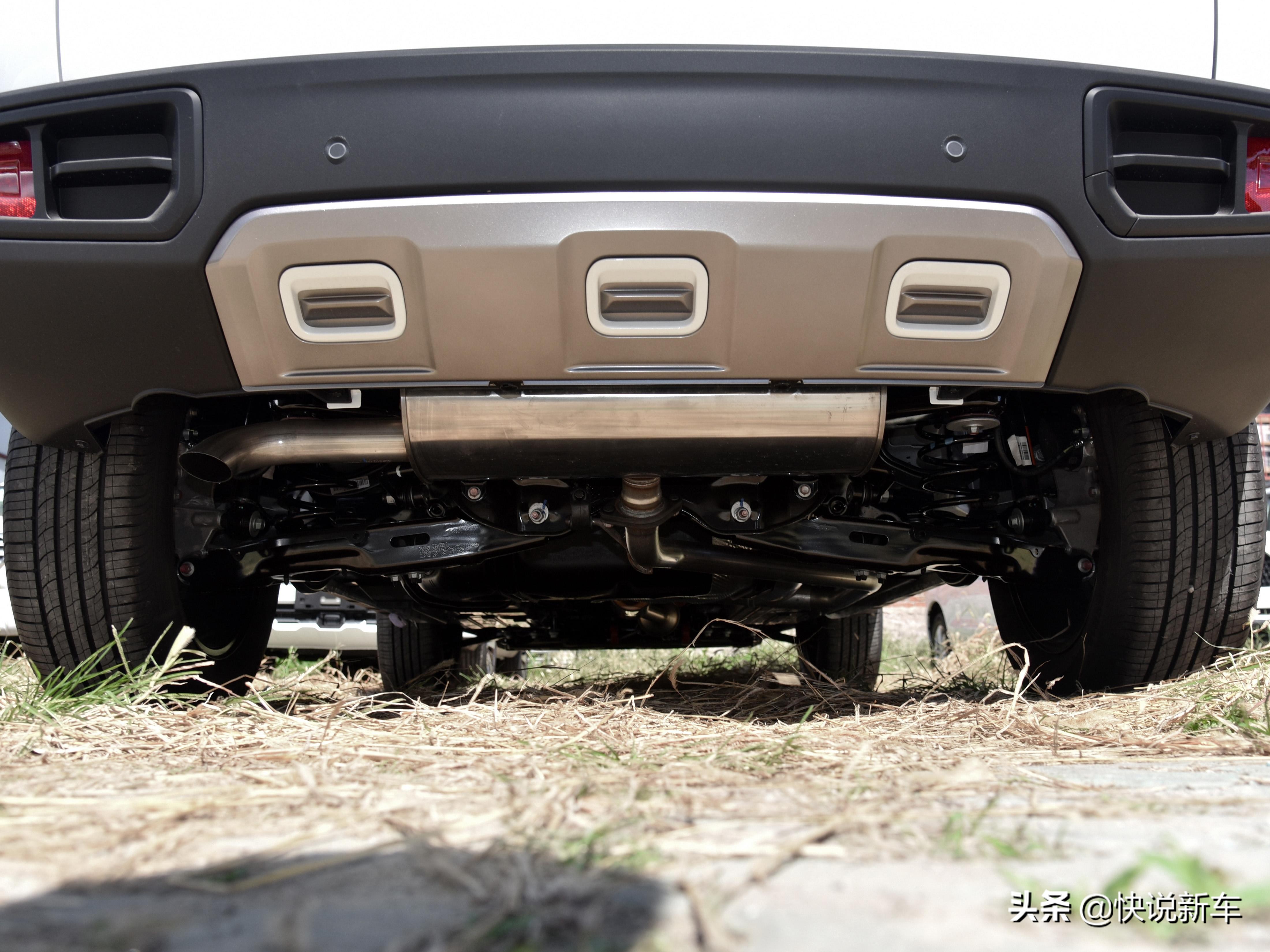 沉浸式体验20款四驱哈弗大狗,高端大气外观好看空间够大