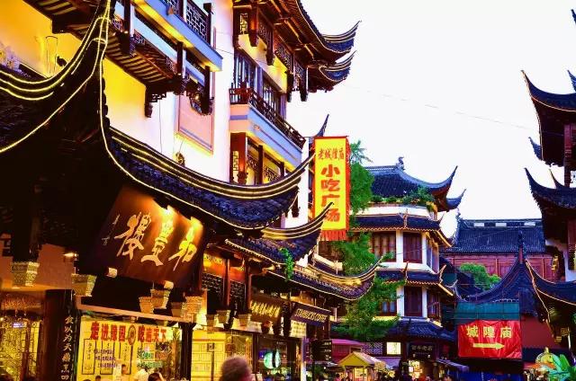 中国最著名十大小吃街及特色美食,中国夜市十大小吃街排行榜