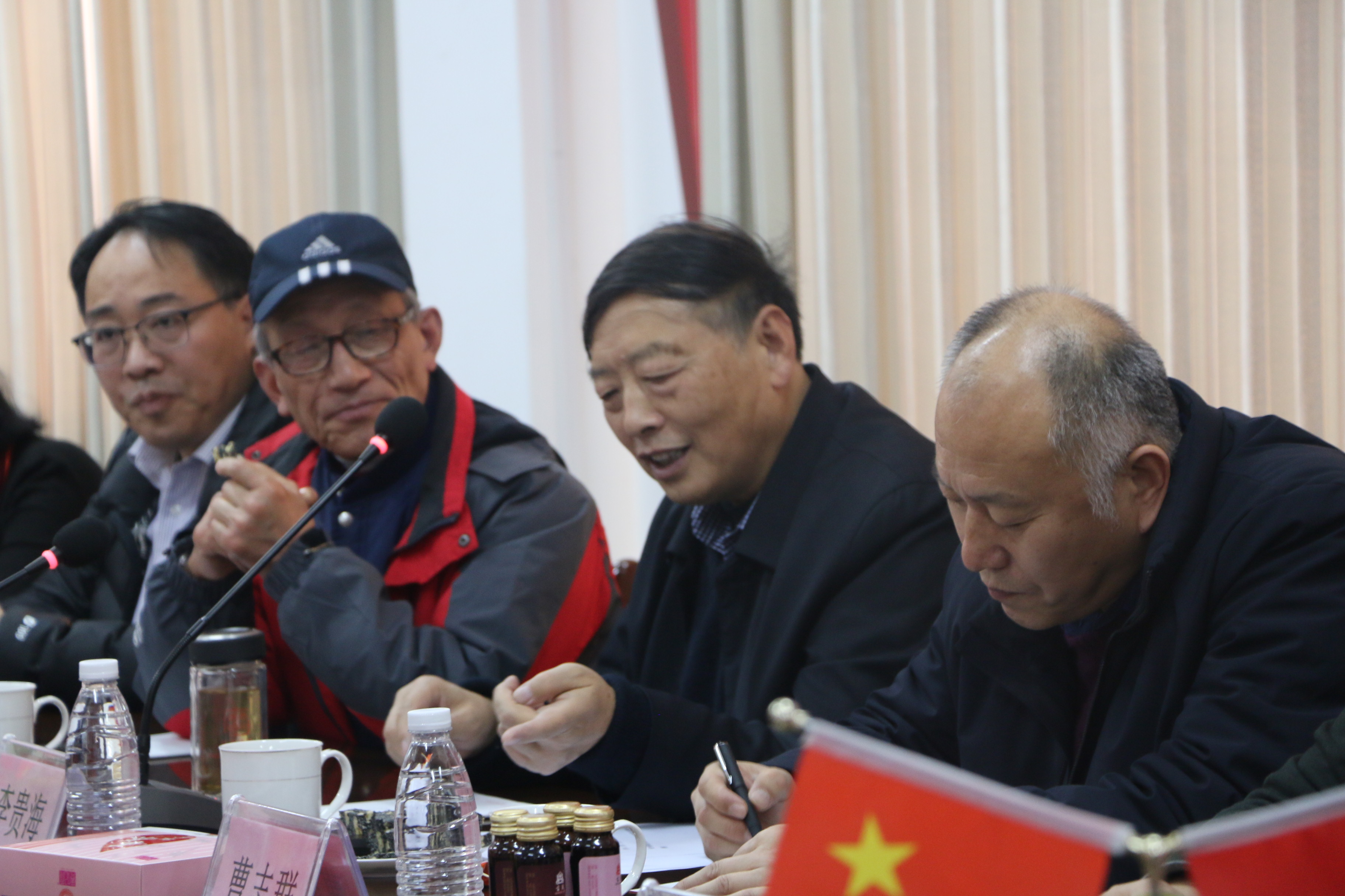 东阿传统熬胶技艺,东阿阿胶滋补节