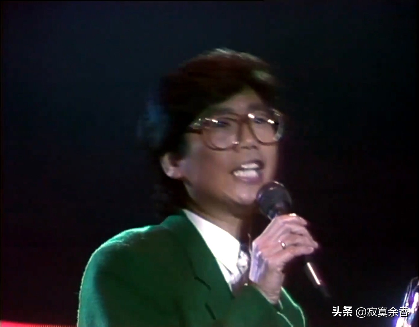 锁定85年群星劲歌荟萃，年轻时代的他们太惊艳太出彩了