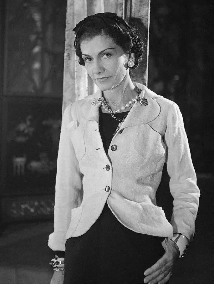 为什么大家都喜欢买香奈儿,香奈儿带给你的感触