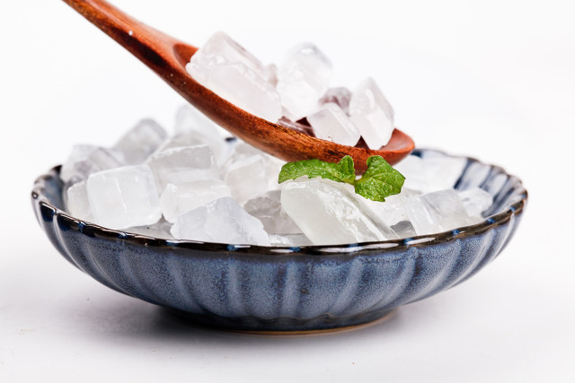 大厨教我炒糖色,自己做炒的糖色发苦