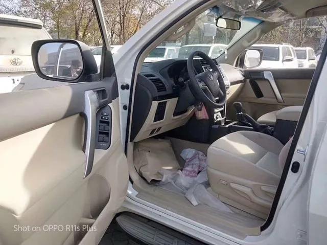 中东版丰田霸道2700配置价格