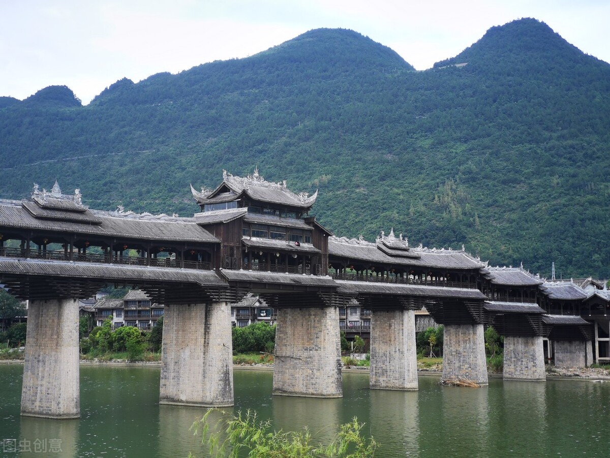 国内景色最美的十大古镇,国内风景优美的十大古镇