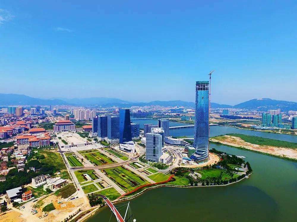 厦门五缘湾十大豪宅最新排名,厦门五缘湾豪宅大户型坚挺