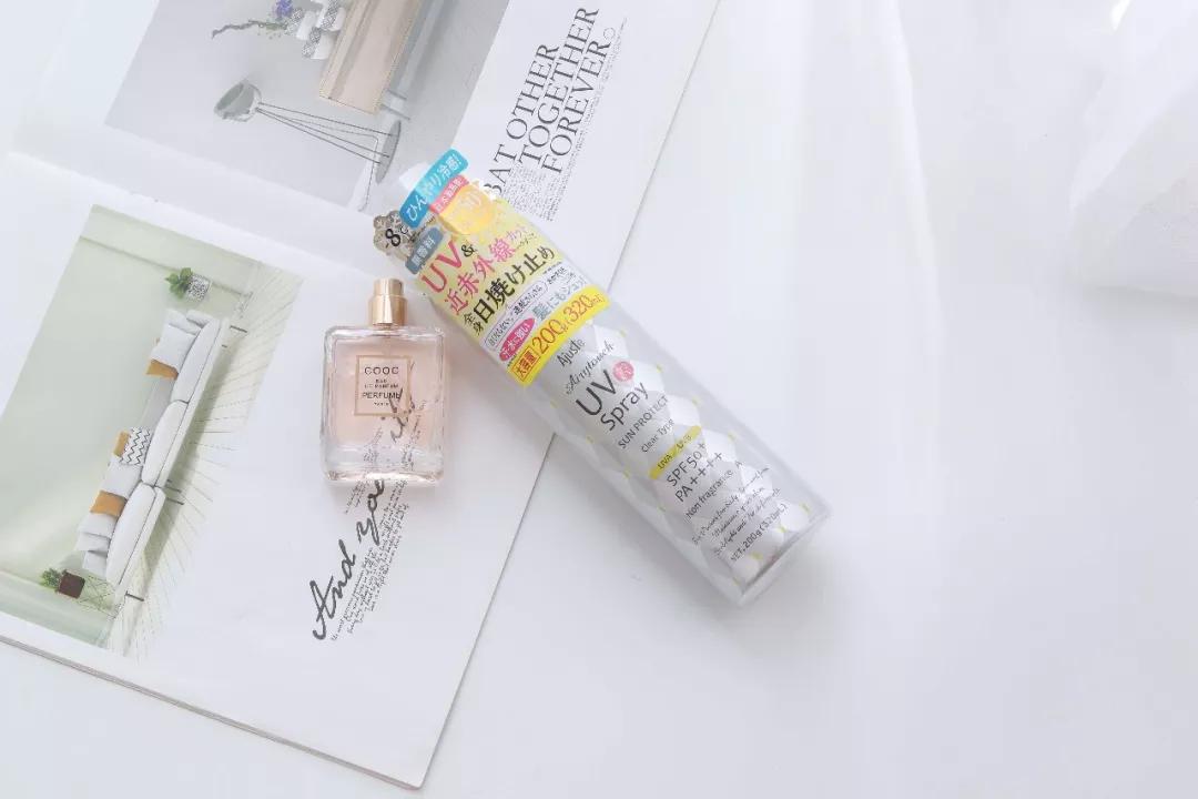 日本防晒“全能王”，李佳琦、薇娅推荐：防晒、定妆、驱蚊三合一
