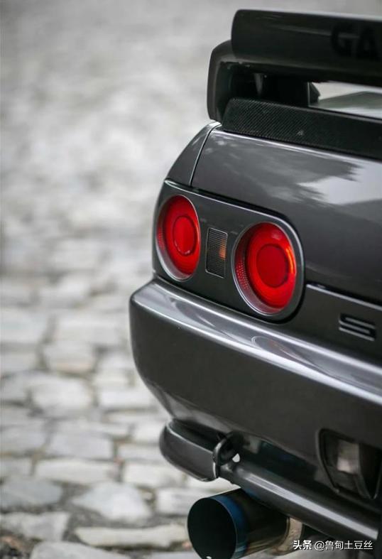 什么车可以改日产r32,日产r32爆改低趴