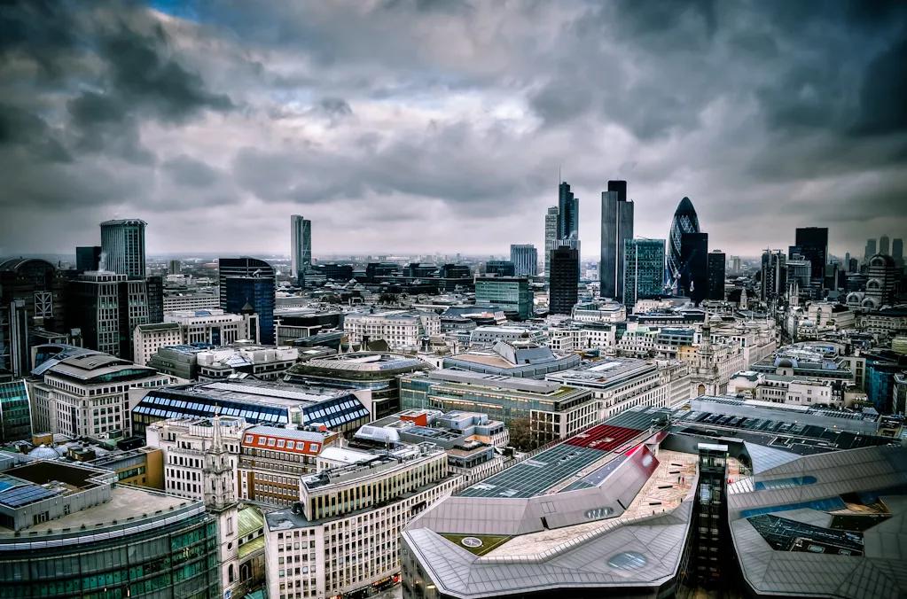 中国留学生最青睐的英国企业top10,更偏爱哪些学校的学生?