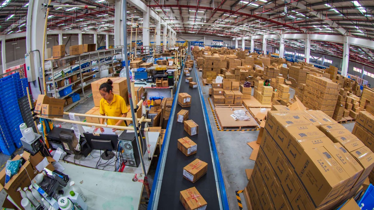 中国快递年业务量破千亿,苏宁物流的优势以及劣势