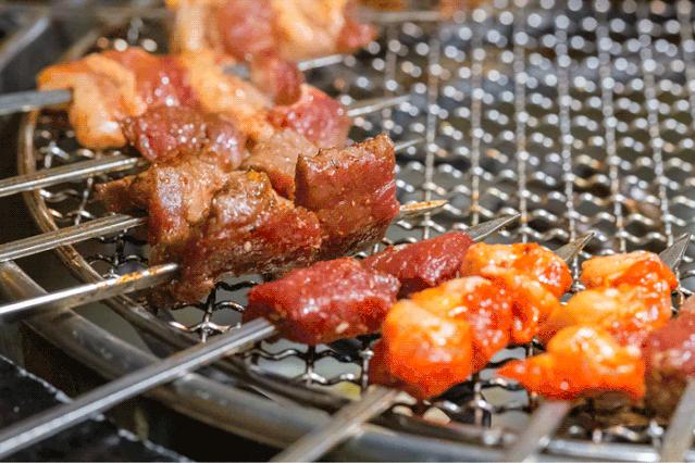 5.8折吃肉！这家神级烤肉店升级版来步行街了！老子...