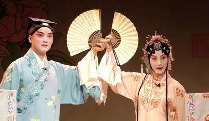 关汉卿戏剧中的文人形象共同点,关汉卿是一个怎样的浪子形象