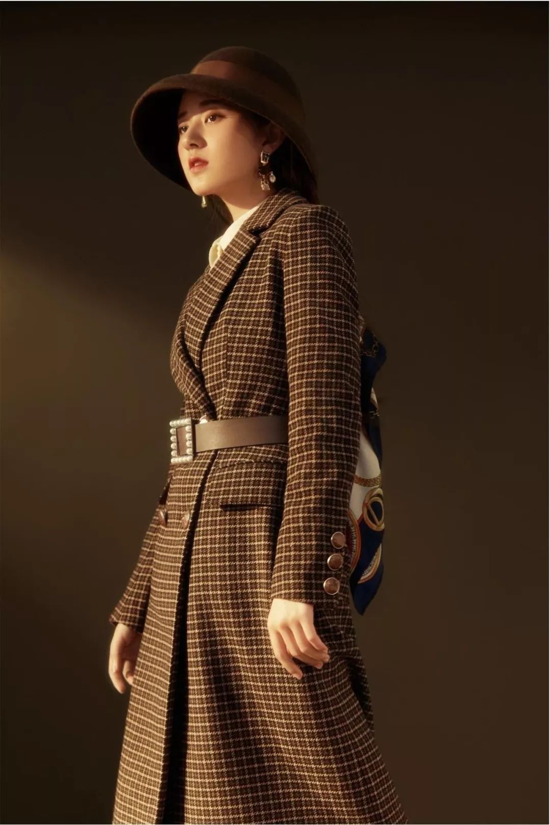 你与明星的差距只差一个墨镜,你和明星之间的差别