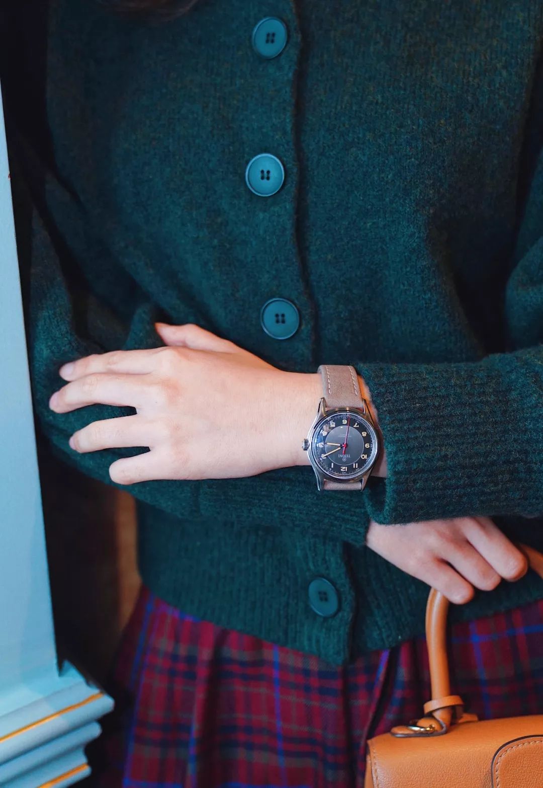 穿搭||把梅花戴上手腕，将魅力藏进时间