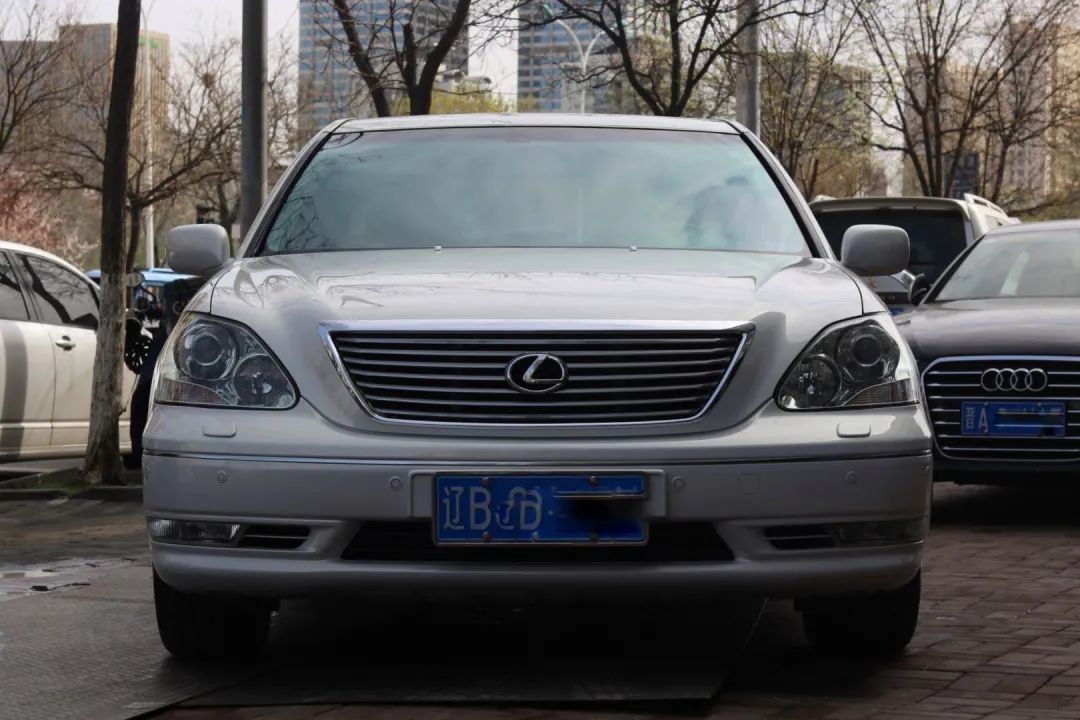 怪兽修车:翻新一辆2005年凌志LS430,当年百万经典车,满血复活