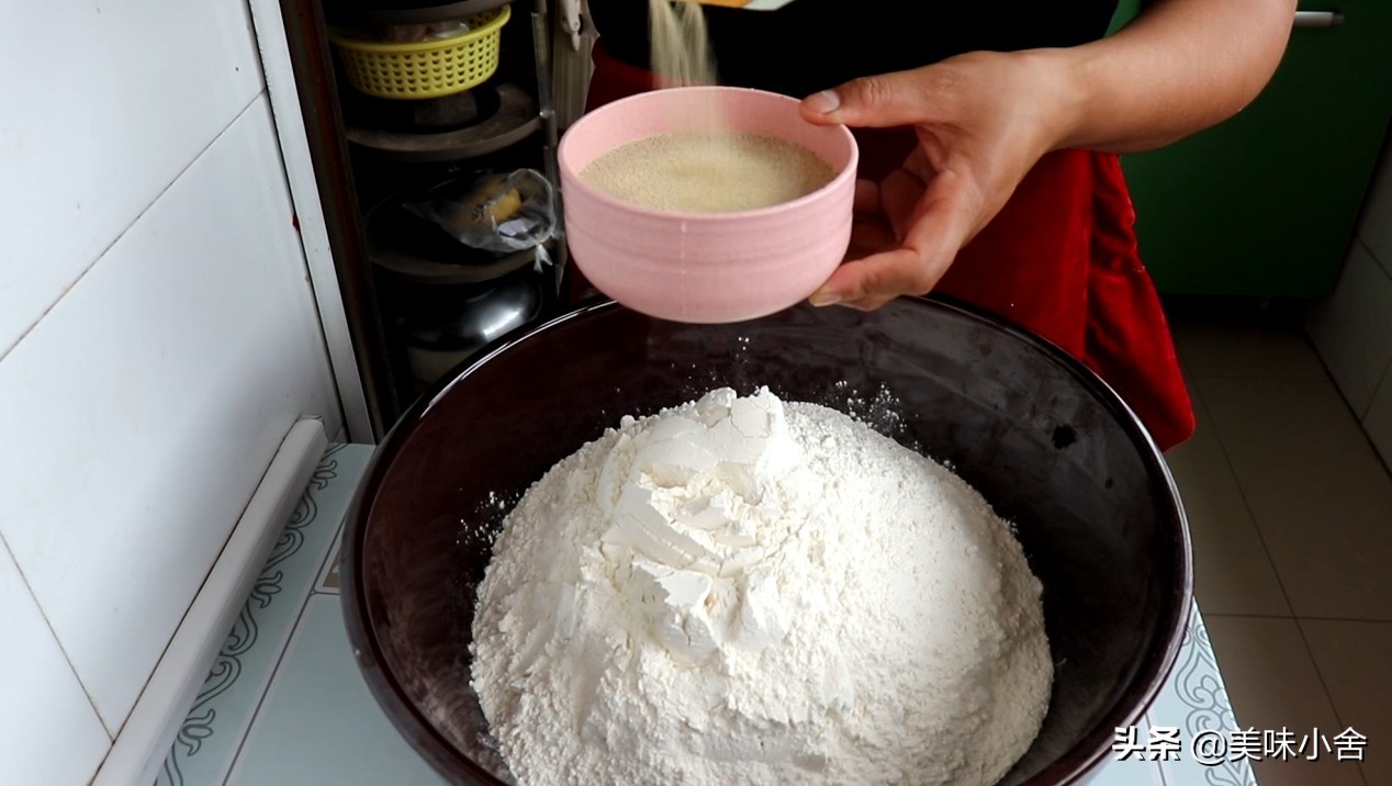 包子店蒸包子不塌陷不回缩技巧,蒸包子三层蒸锅下层包子塌陷问题