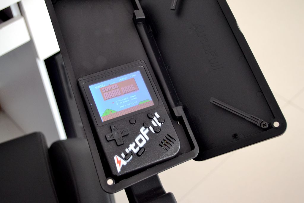 为吃鸡而生的傲风电竞椅,傲风电竞椅和雷蛇电竞椅哪个好