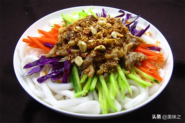 减脂晚餐土豆粉做法,减脂晚餐土豆粉怎么炒