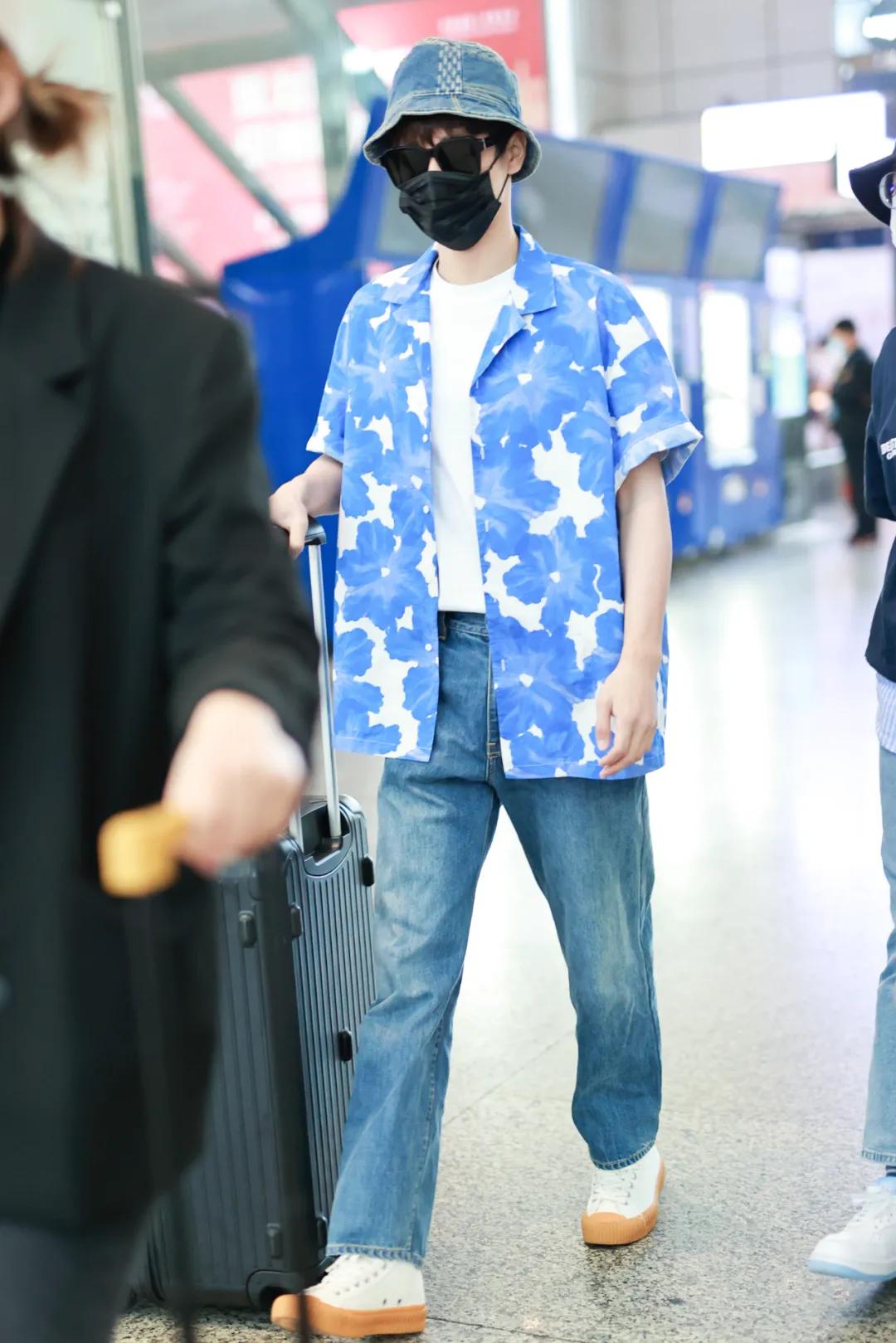 宋祖儿同款鞋杨幂同款鞋,杨幂宋妍霏穿什么鞋