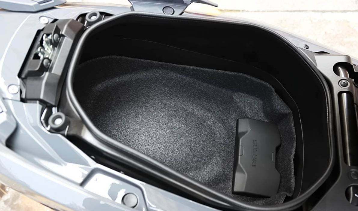 铃木burgman400平行进口摩托车,铃木burgman4002005年