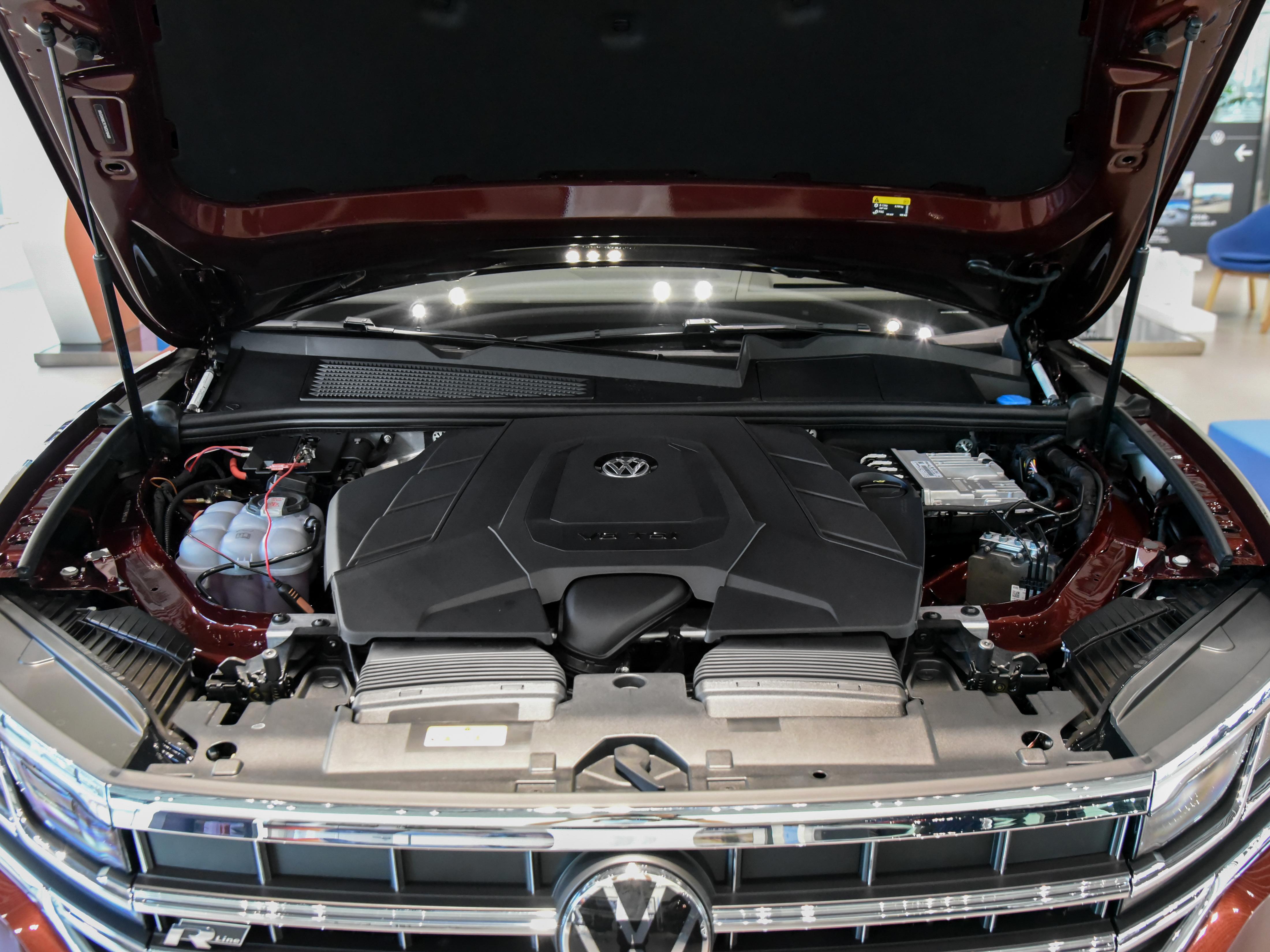 全新大众途锐2020款3.0v6,进口大型suv46万